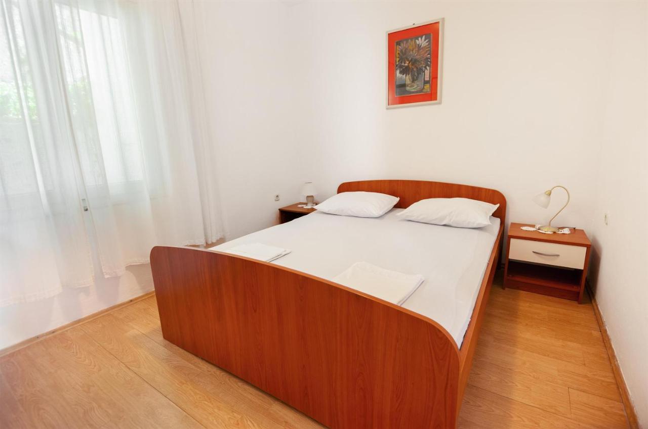 Apartments Antonija Omiš Екстериор снимка