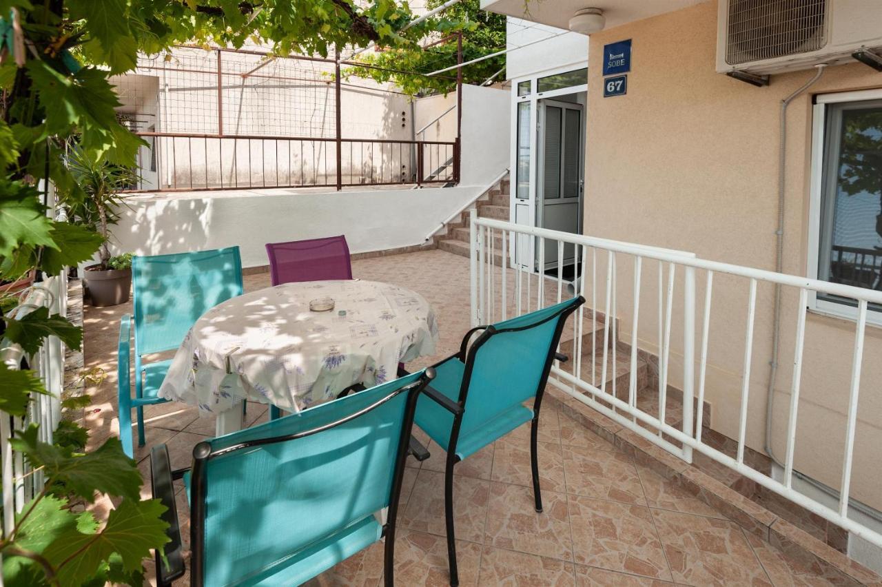 Apartments Antonija Omiš Екстериор снимка