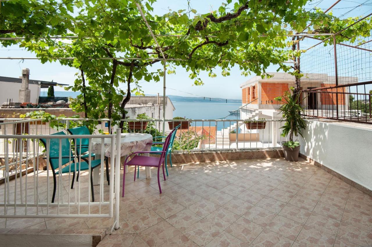 Apartments Antonija Omiš Екстериор снимка