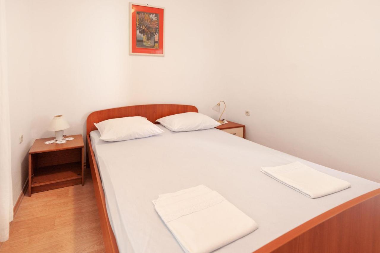 Apartments Antonija Omiš Екстериор снимка